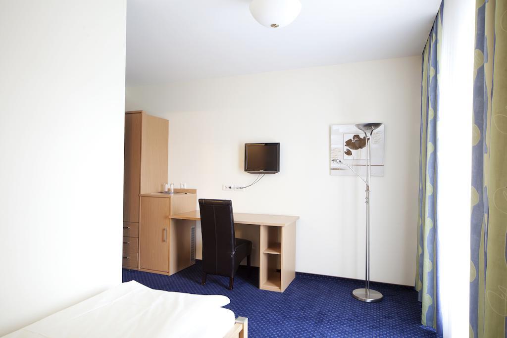 City-Hotel Friesoythe Pokoj fotografie
